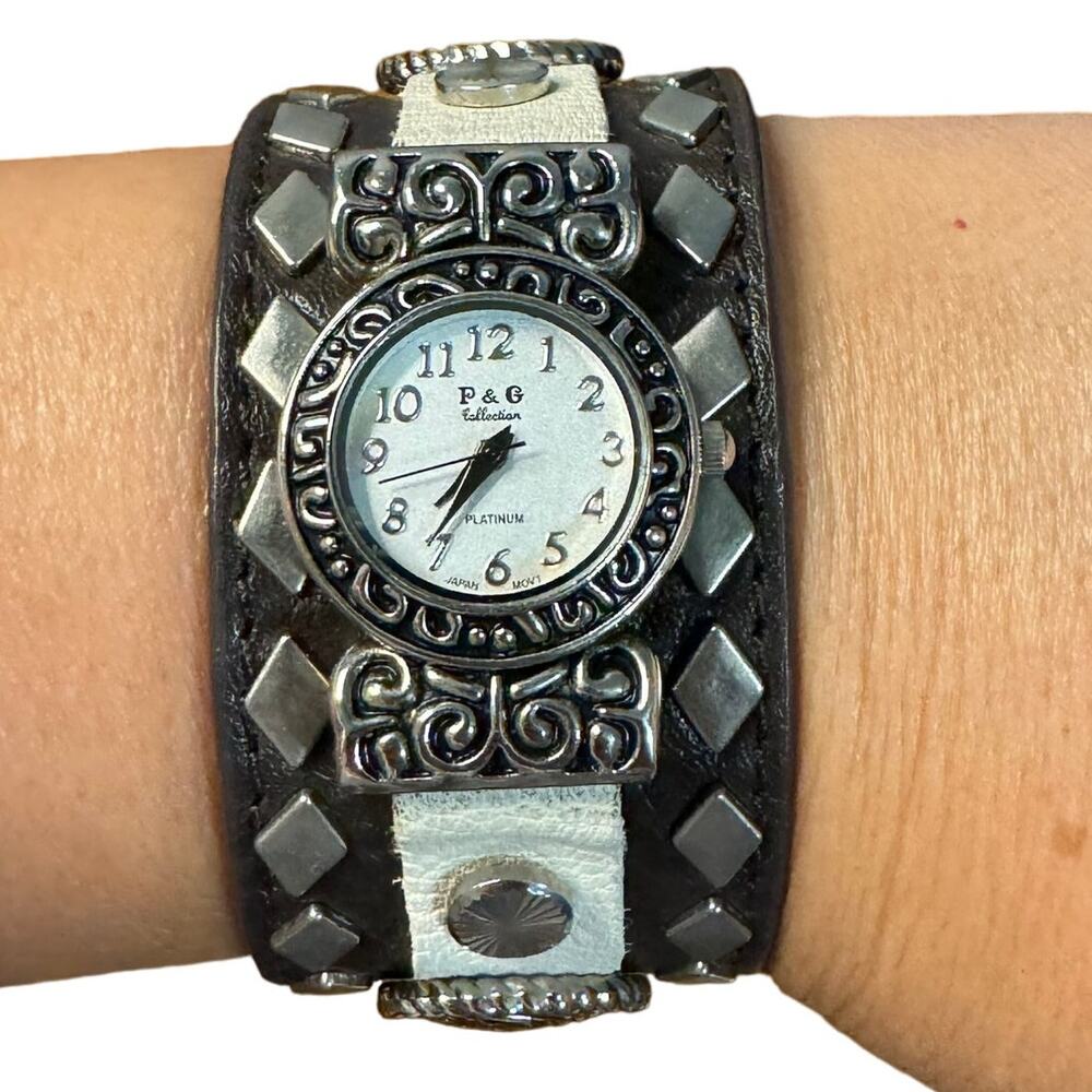 Women's Brown Leather Studded Wrist Watch Adjustable New